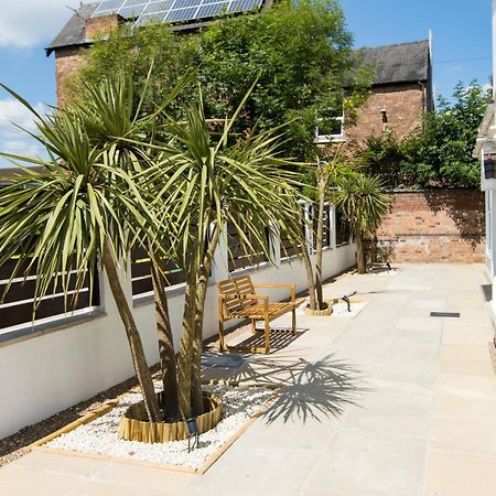 Modern Apartment Off-Road Parking King Bed Suite 1 Nottingham Exterior photo